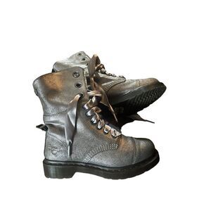 Dr. Martens Women's Aimilie Pewter Metallic Women's 6  will fit 7 doc martens